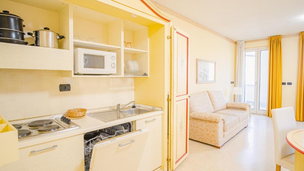 Relais Du Lac Village - Italian Homing Desenzano del Garda Exterior foto